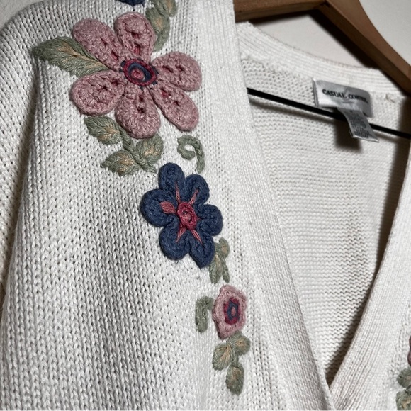 VTG 80s Women Coquette Grannycore‎ Sweater Cardigan Medium White Pink Floral - Picture 9 of 11